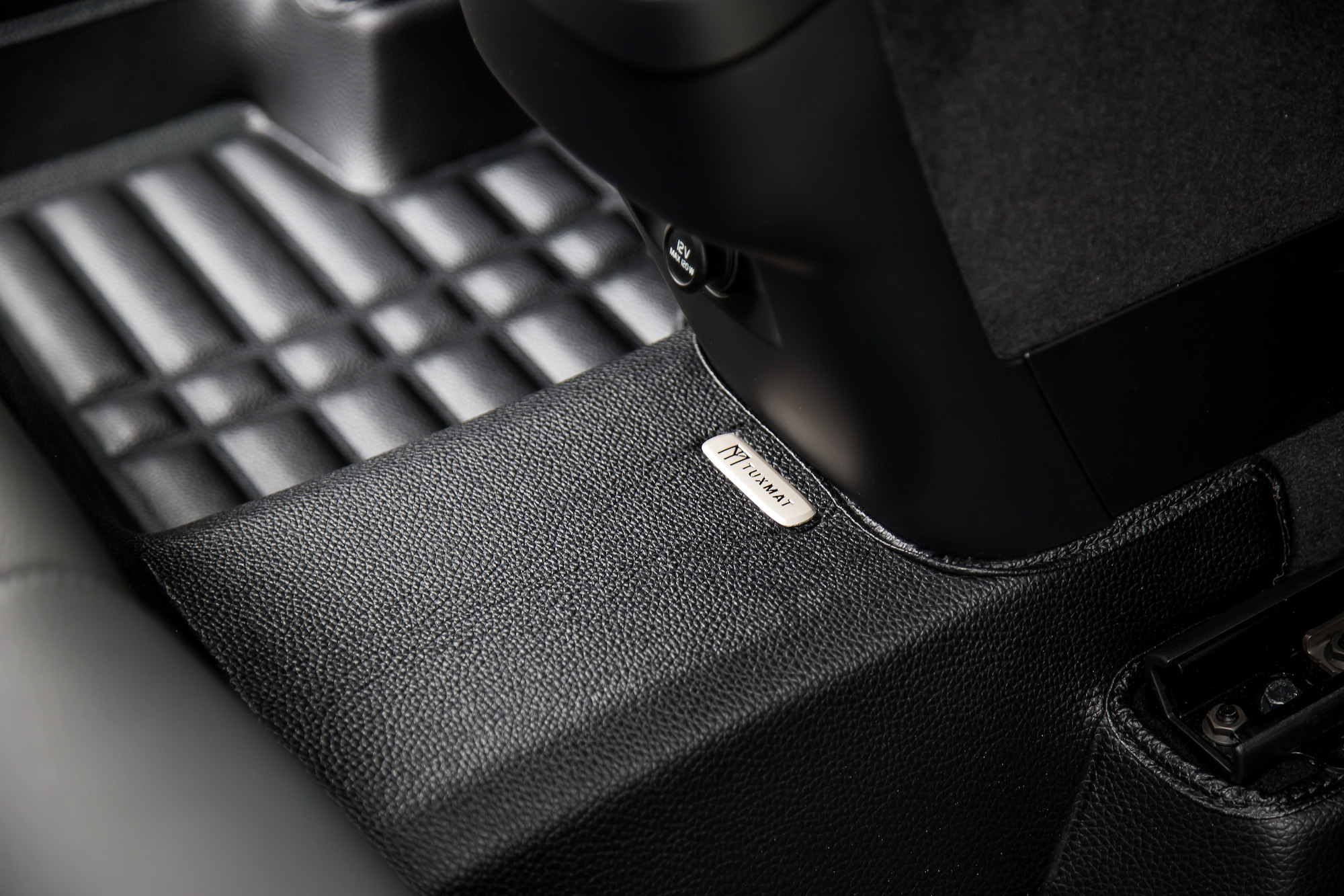 Review TuxMat Canadian Auto Review