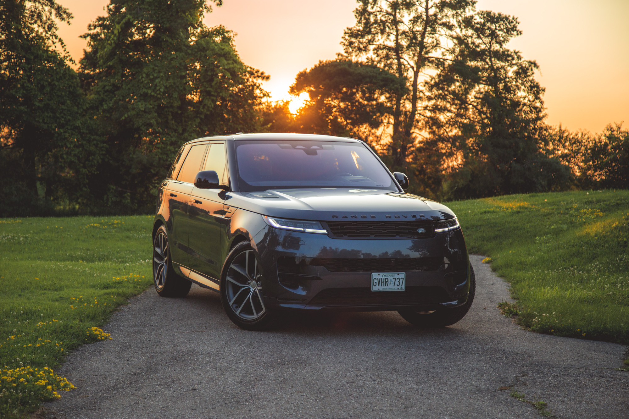 Review: 2023 Range Rover Sport P440e