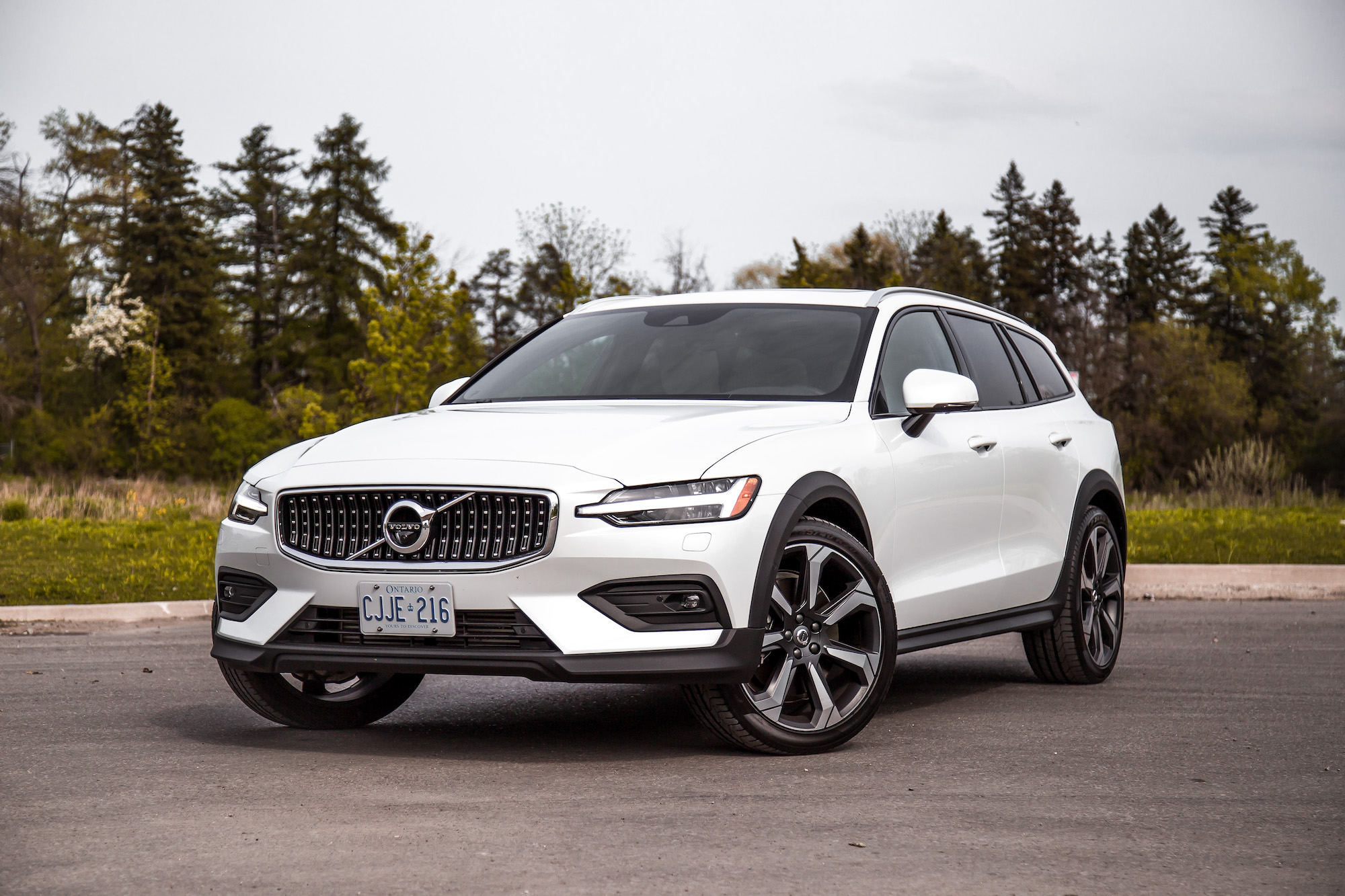 Review: 2019 Volvo V60 Cross Country