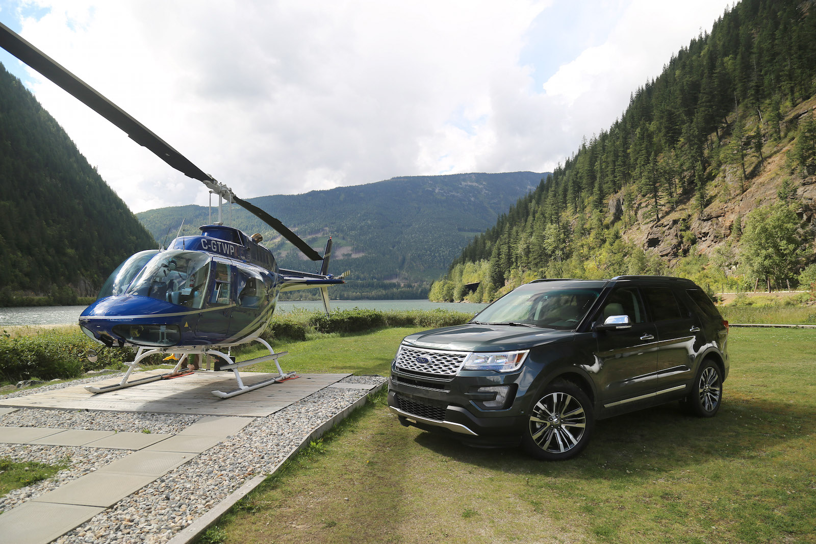 Review: 2016 Ford Explorer Platinum