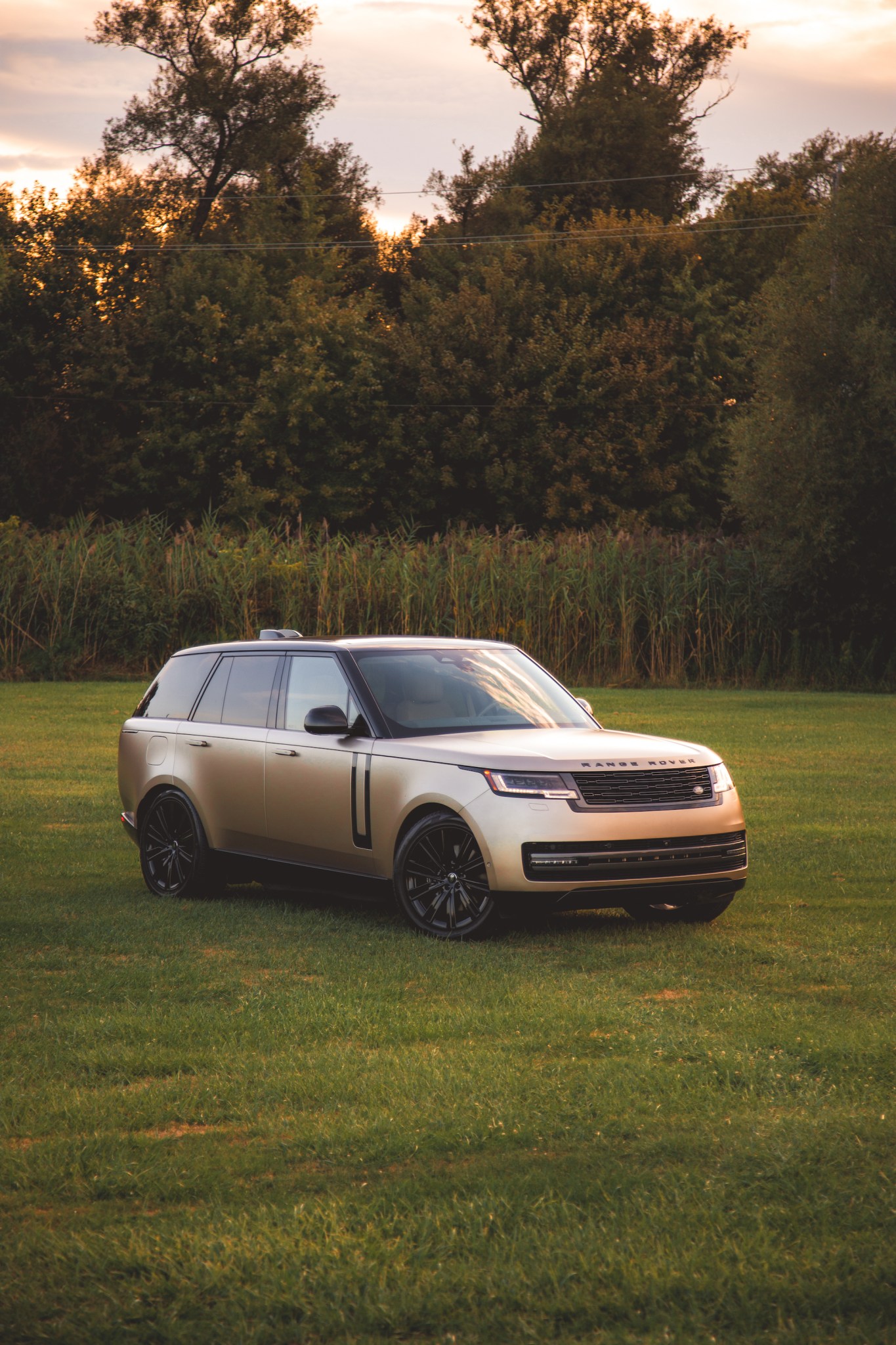 Review: 2025 Range Rover P550e SE – Canadian Auto Review