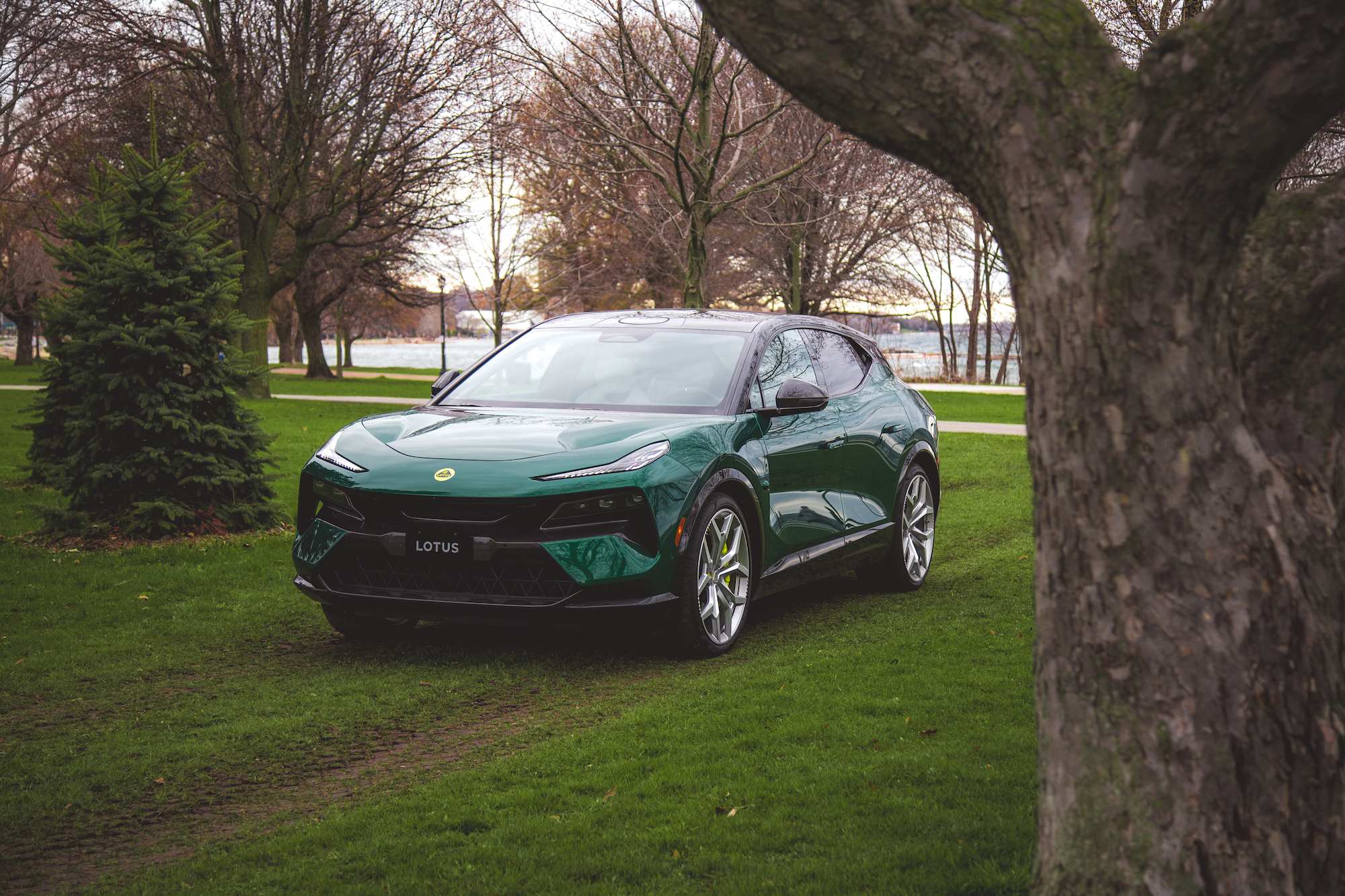 Review: 2026 Lotus Eletre Carbon