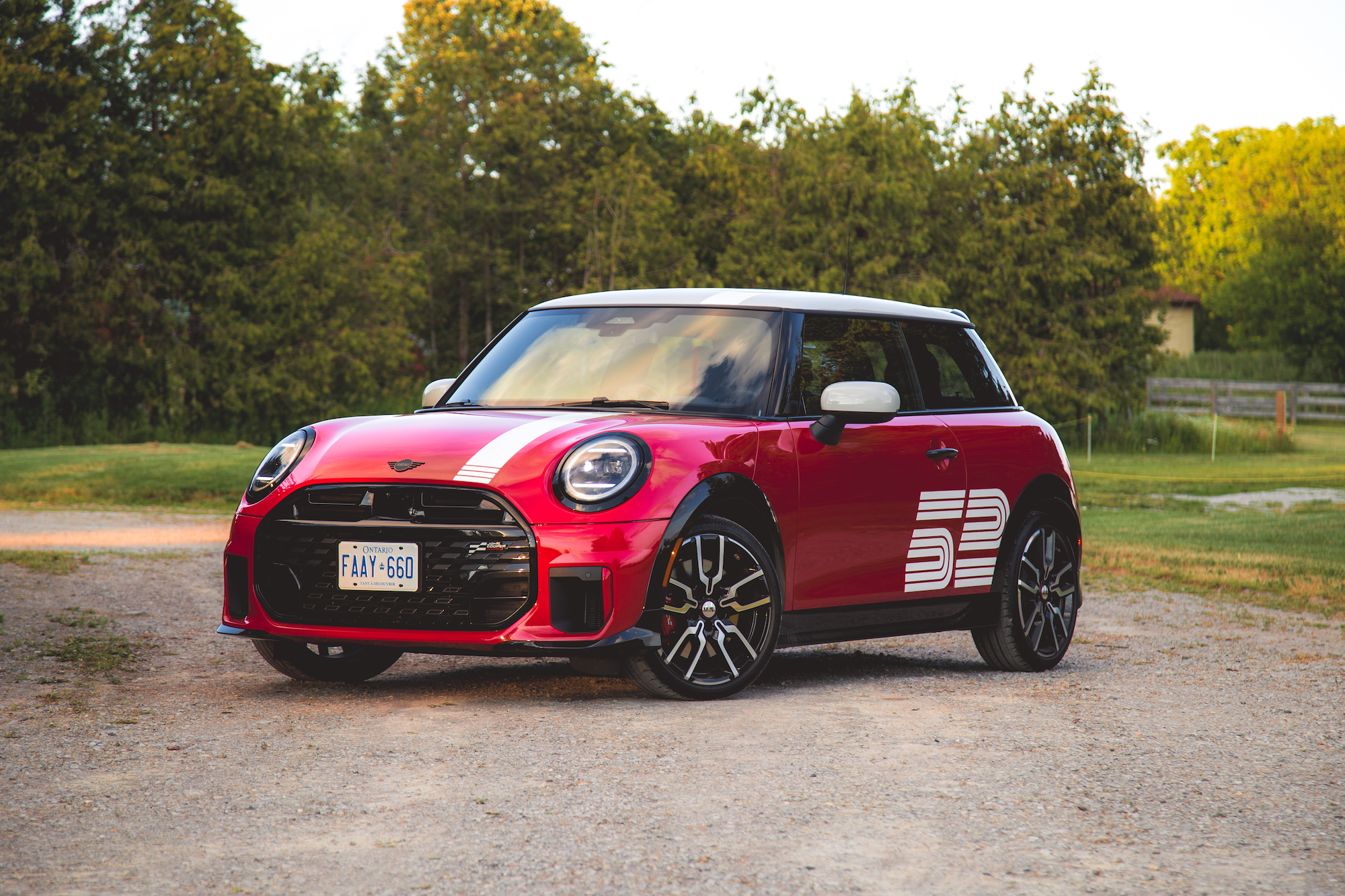 Revisión: 2026 MINI JCW 1965 Edición Victoria