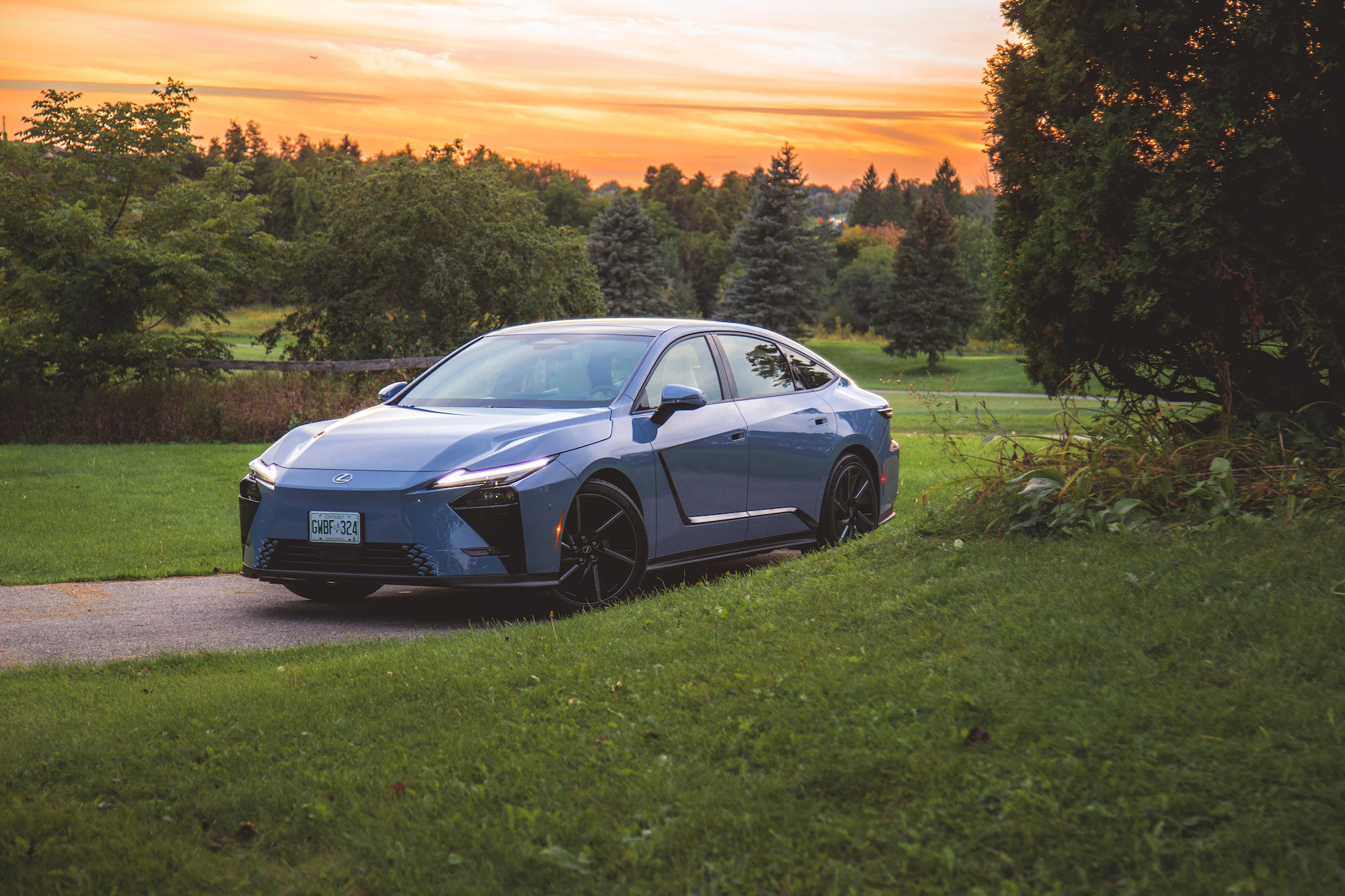 Review: 2026 Lexus ES500e Luxury+